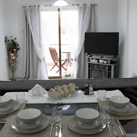 Apartment,Near The Beach Pinikoudes Lárnaka Eksteriør bilde